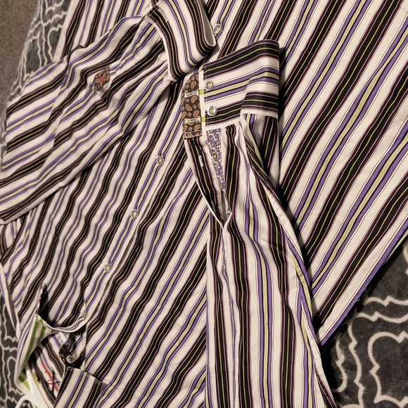 🟣 Robert Graham button up shirt - Picture 5 of 11